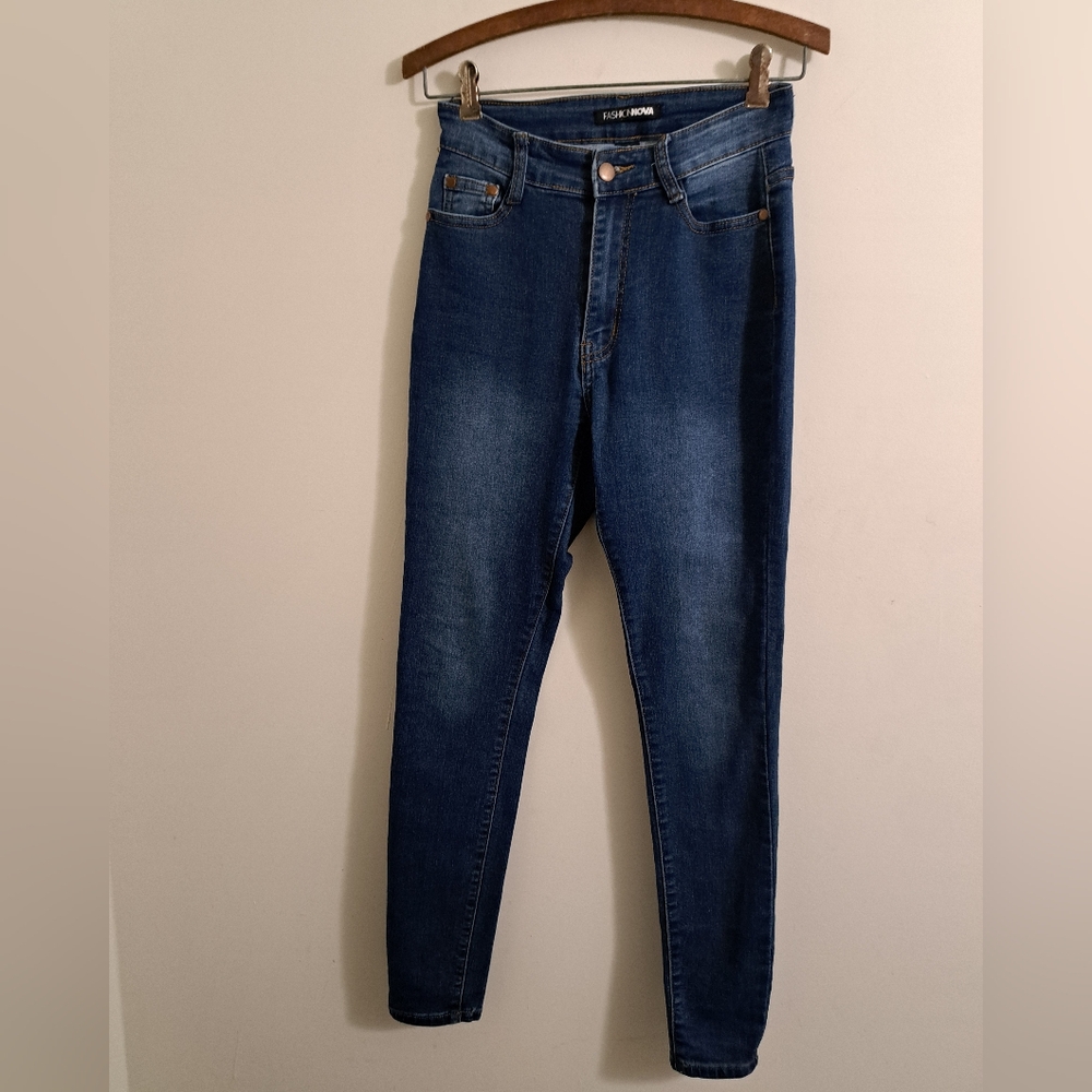 Fashion Nova jeans.